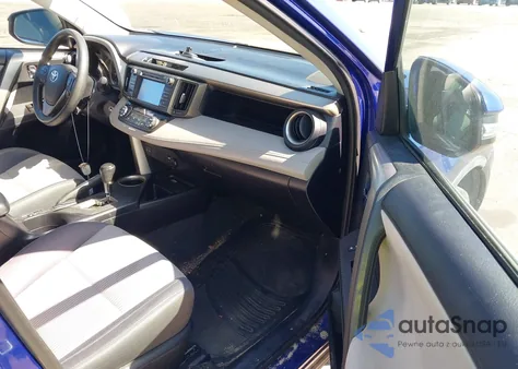 2015 Toyota Rav4 Xle z USA, uszkodzony, nr VIN 2T3RFREV9FW246645